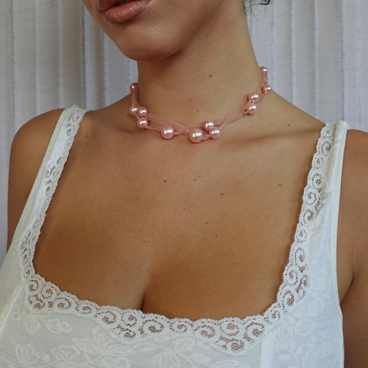 Icing Pink Pearl Ribbon Choker