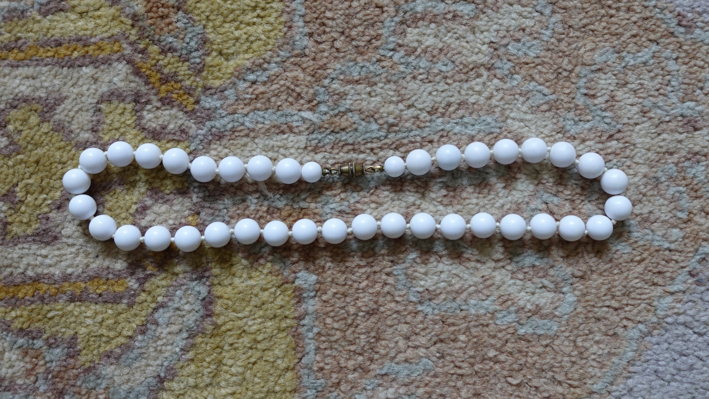 Vintage Round Bead Choker