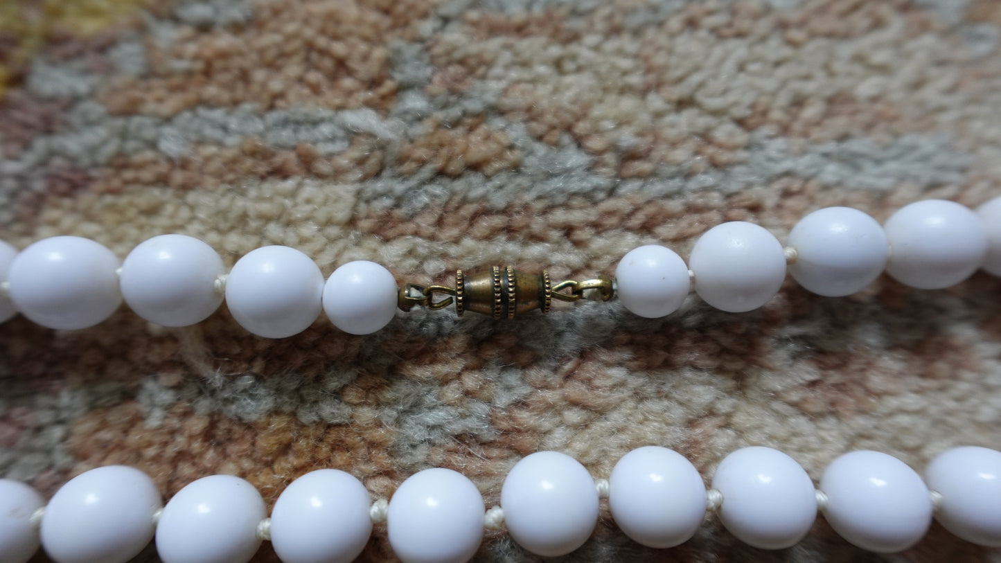 Vintage Round Bead Choker