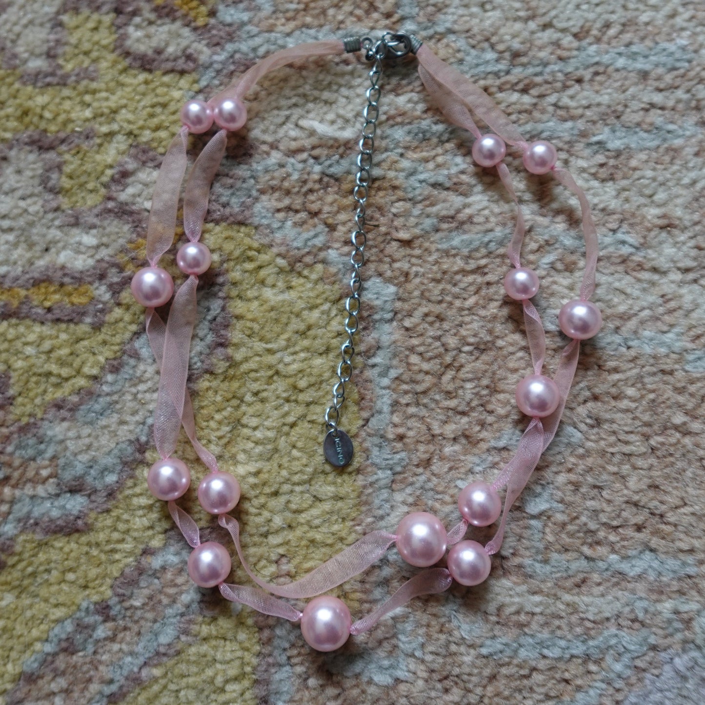 Icing Pink Pearl Ribbon Choker