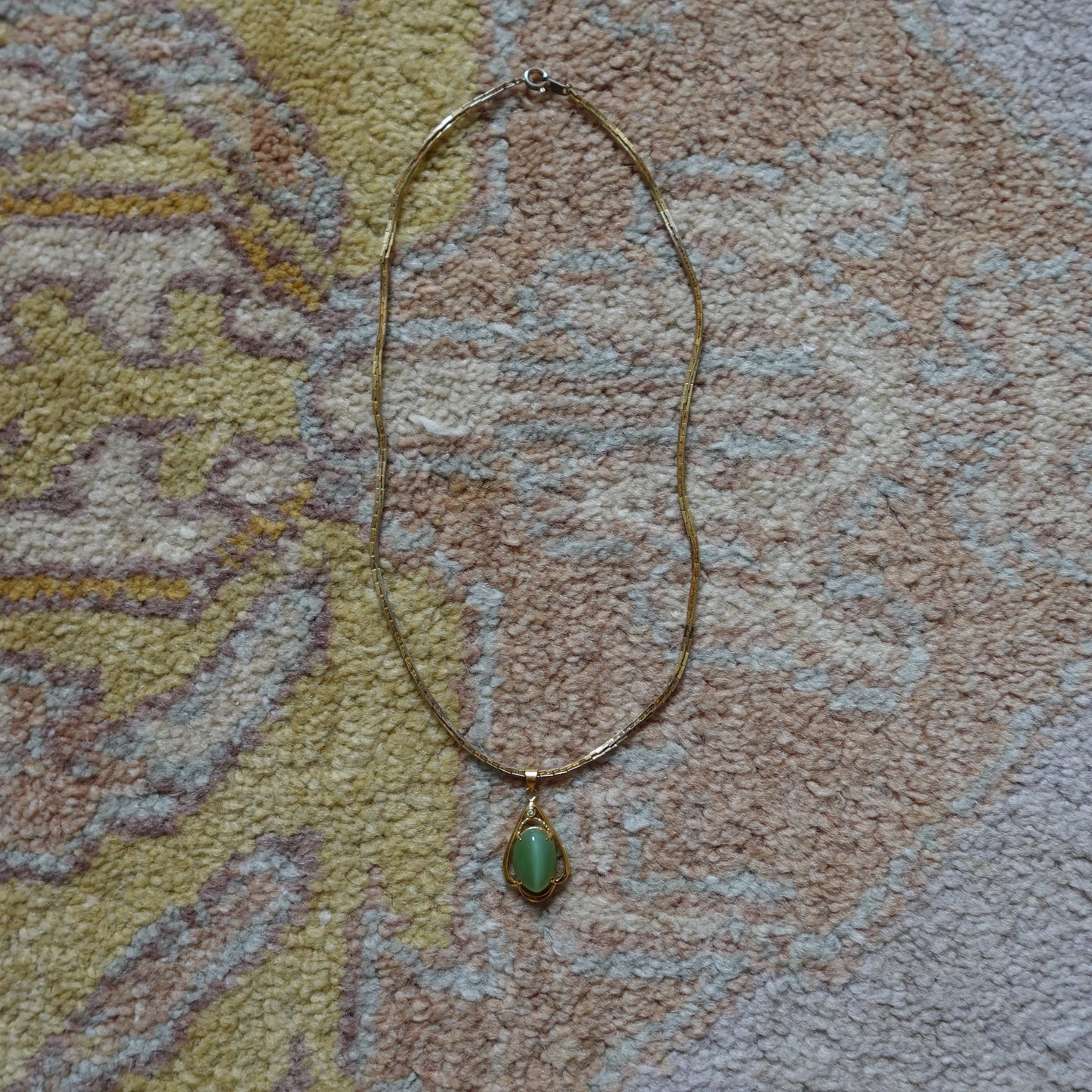 Gold Tone Emerald Esc. Necklace